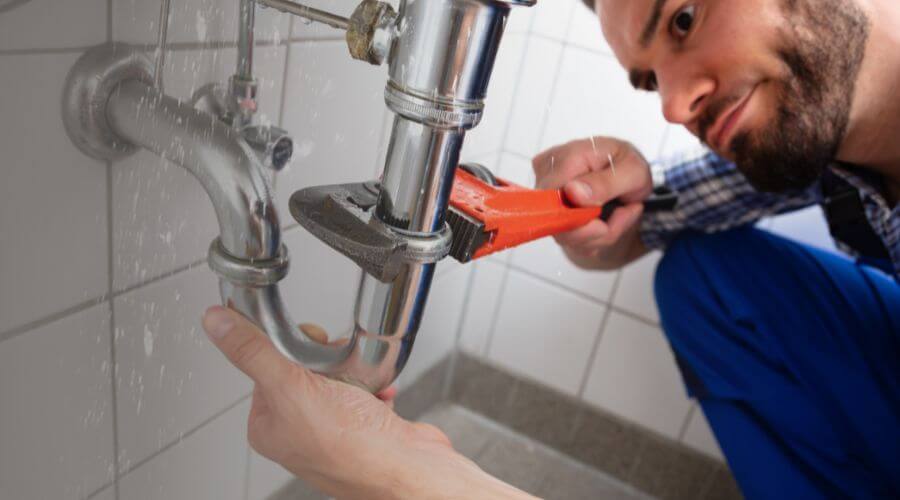 Leaking toilet repair in Haiku, HI
